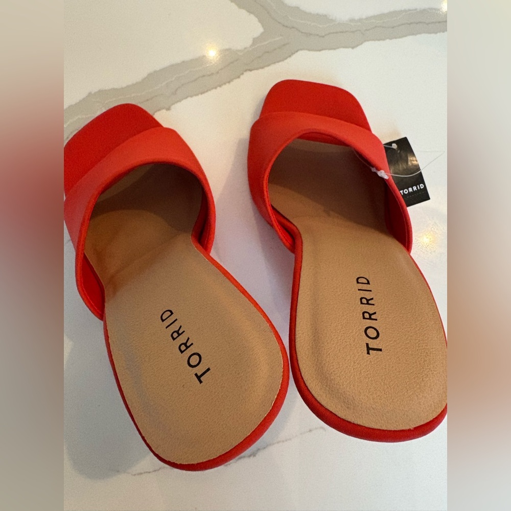 TORRID Lucite Flare Heel Sandal - Picture 11 of 11